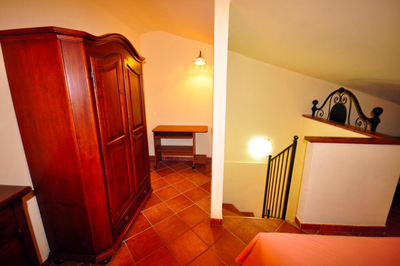 Erba Di Campo Residence Кверчинелла Экстерьер фото